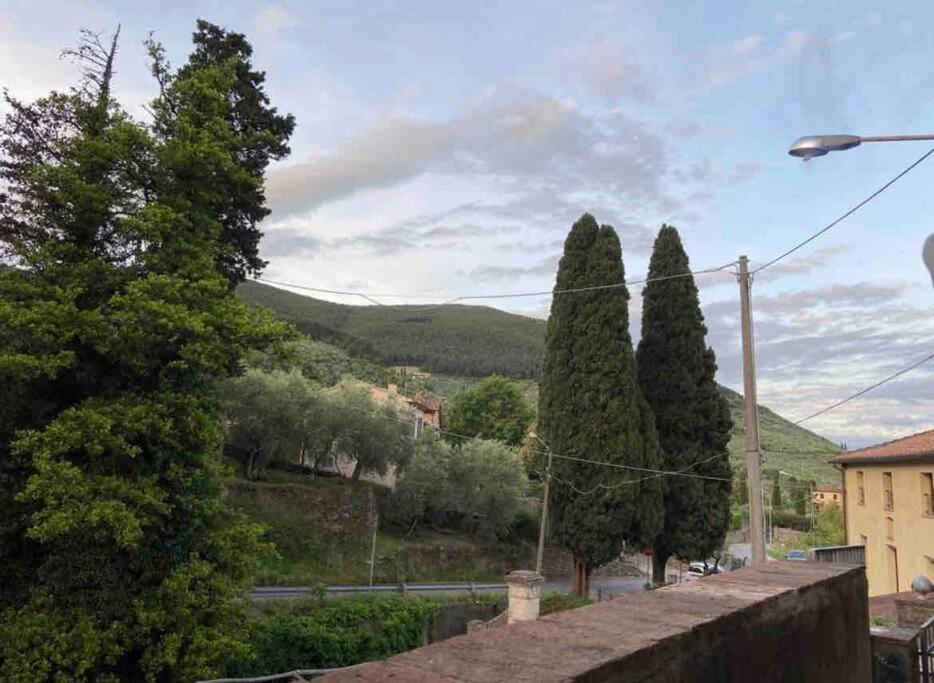 Uno Spazio Di Relax In Toscana Apartment Buti ภายนอก รูปภาพ